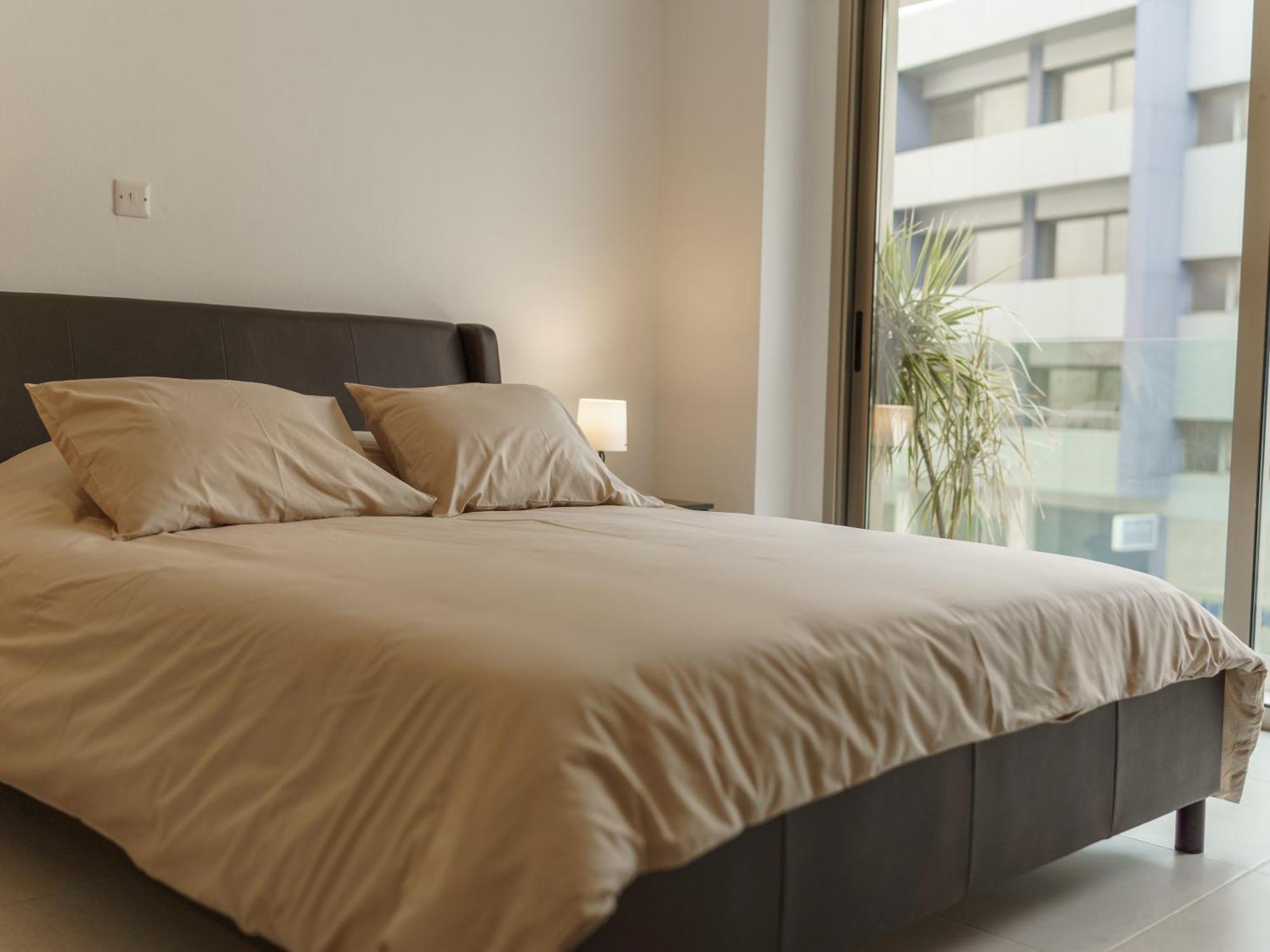 Halcyon Central Apartment ラルナカ エクステリア 写真