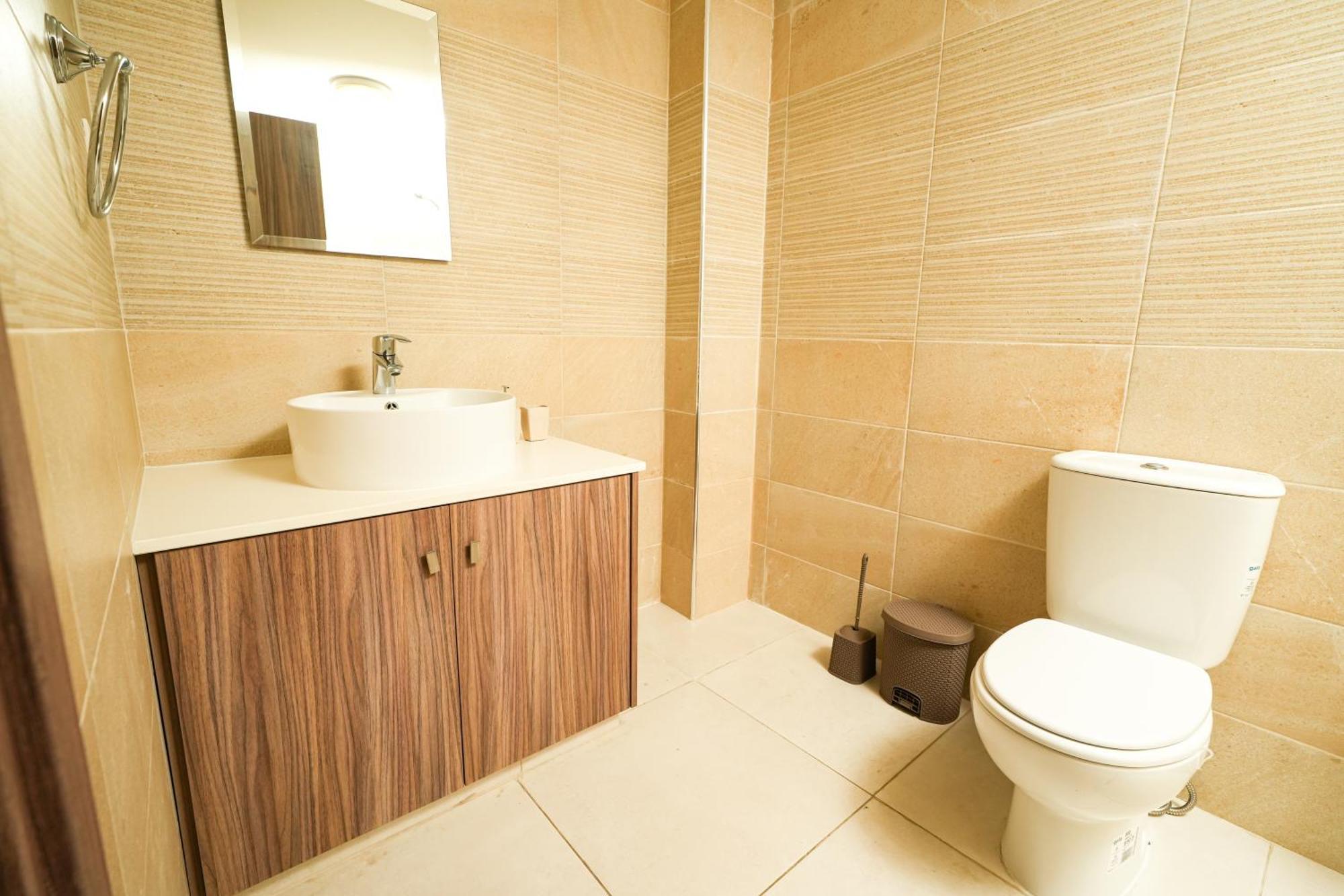 Halcyon Central Apartment ラルナカ エクステリア 写真